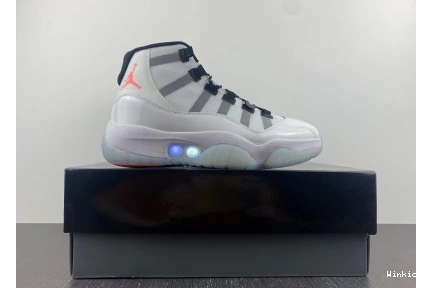 Adapt 11 (CN Plug) White Jordan DD3522-100 0818